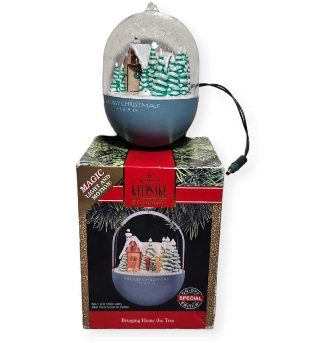 Hallmark Keepsake Vtg Magic Light & Motion Bring Home The Tree Ornament 1991